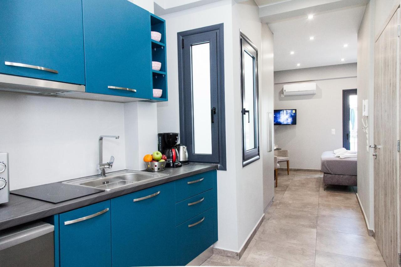 아테네 A Spacious Brand New Studio Ideal For 2 A 아파트 외부 사진
